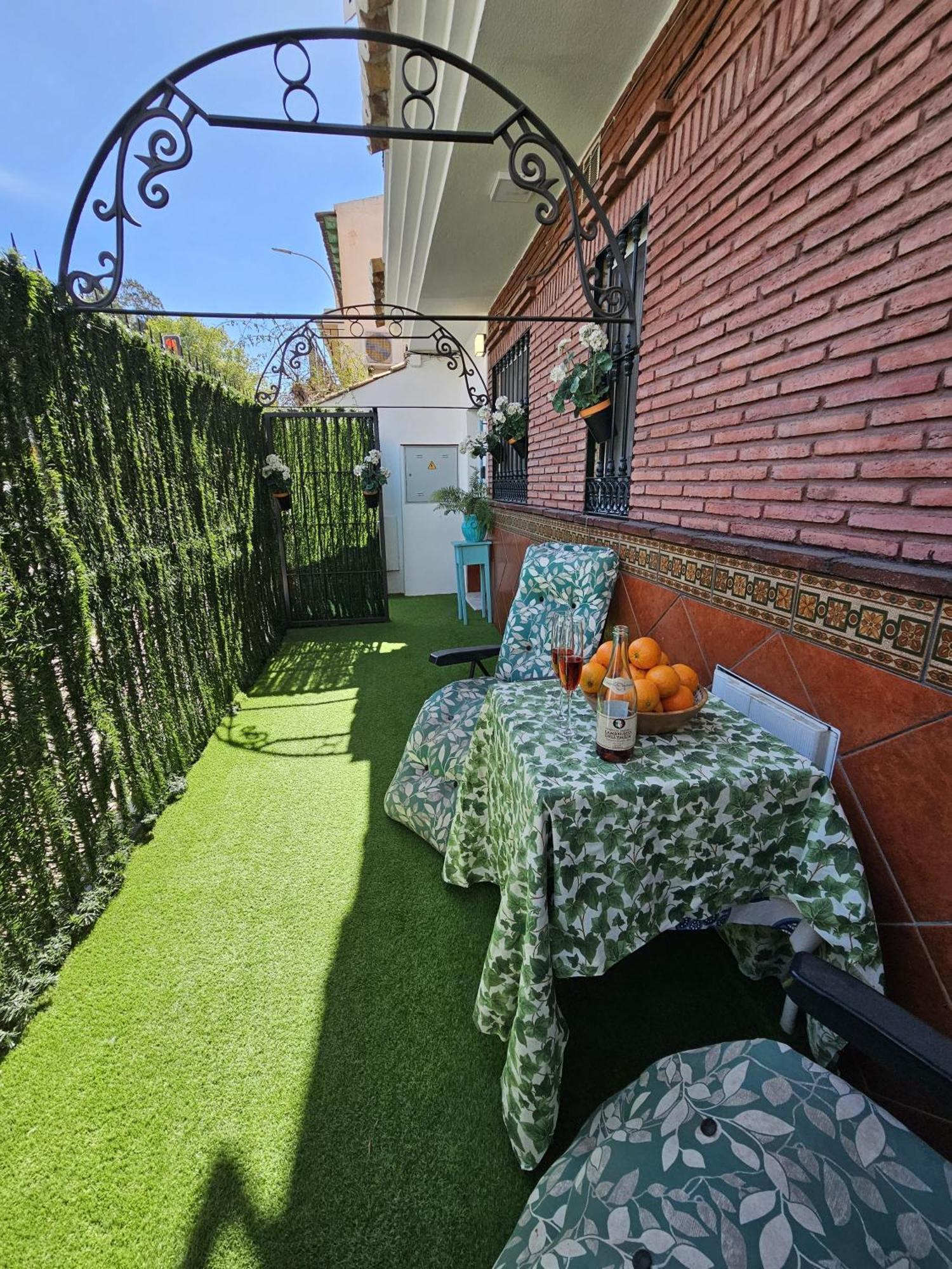 Pedregalejo Beach House Leilighet Málaga Eksteriør bilde